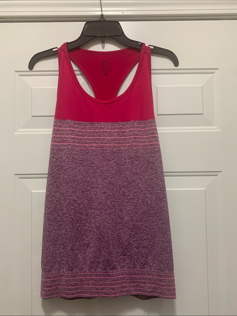 3/$15 Nike Magenta Gradient Racerback Tank Top Size Large